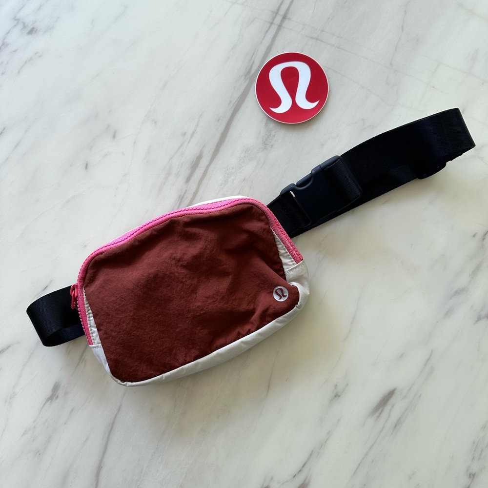 Lululemon - 1L Belt Bag - OG, Good Used Condition *Rare